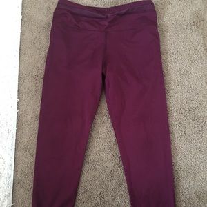 Plum 7/8 Fabletics leggings